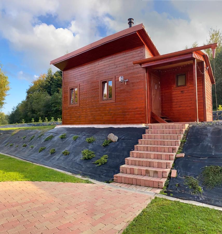 Chata Derikovo Gaboltov Luaran gambar